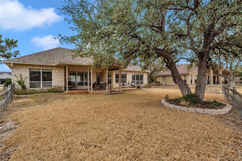 414 Fox Crossing Drive, Burnet, Texas image 37