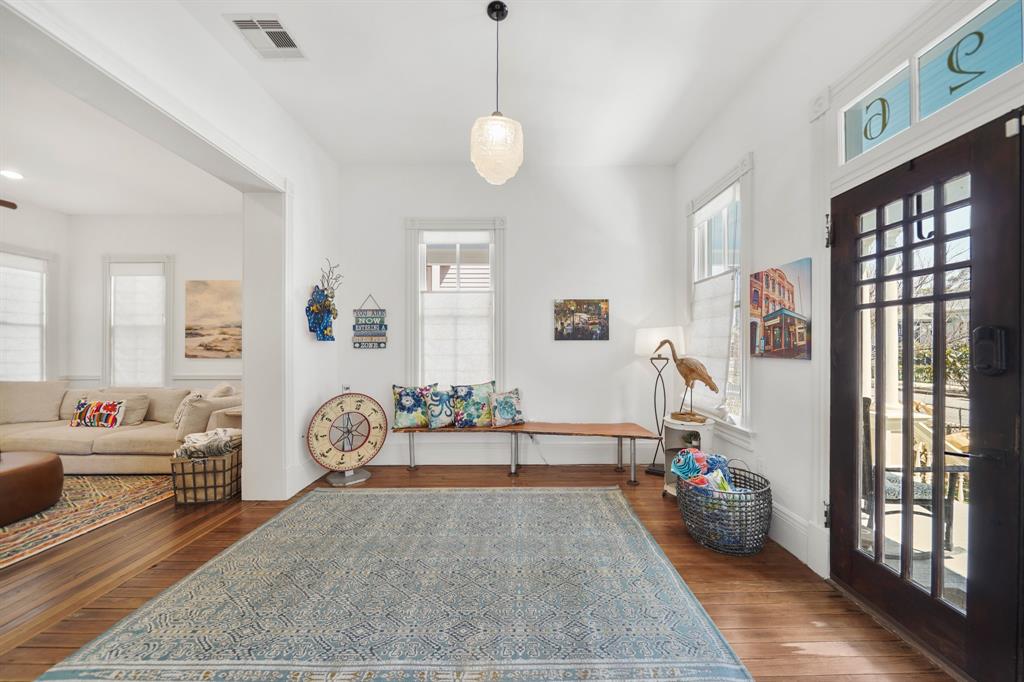 1826 Avenue K, Galveston, Texas image 3