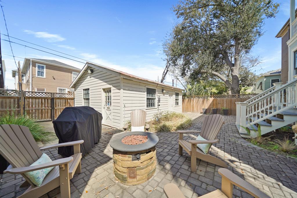 1826 Avenue K, Galveston, Texas image 19