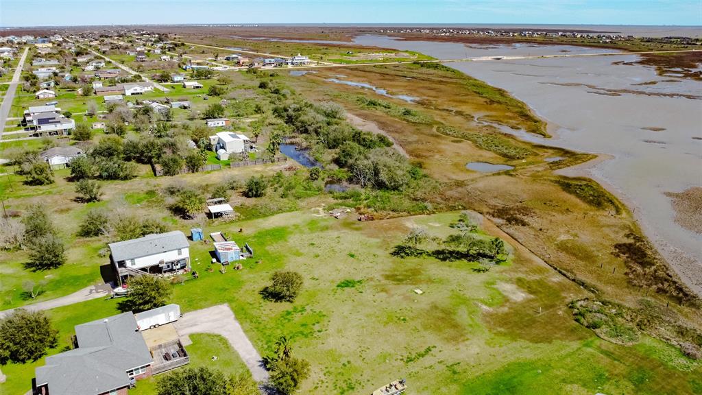 Overton Avenue, Port Bolivar, Texas image 2