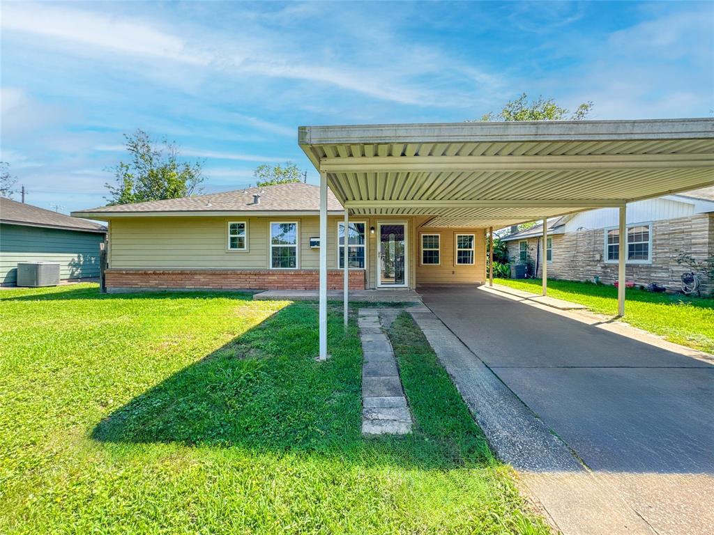 3704 Longwood Drive, Pasadena, Texas image 1