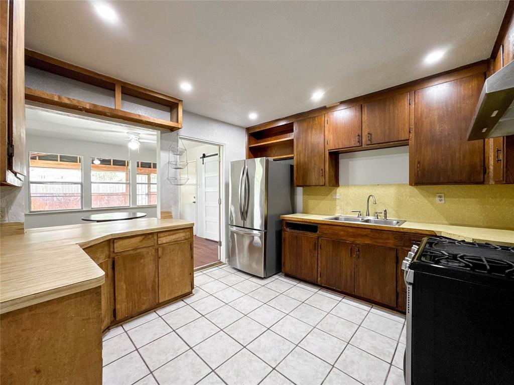 3704 Longwood Drive, Pasadena, Texas image 6