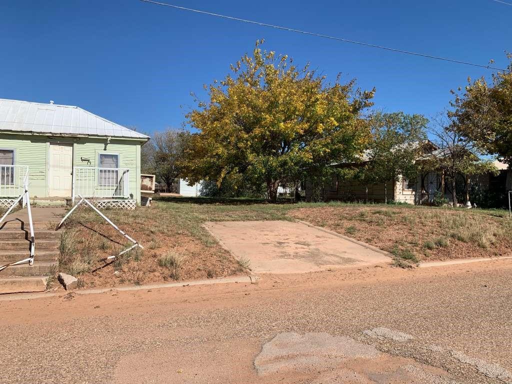 323 W 6th Street, Spur, Texas image 3