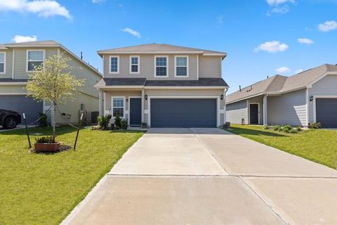 Photo of 14007 Rivers Edge Drive, Conroe, TX 77384 (MLS # 21403335)