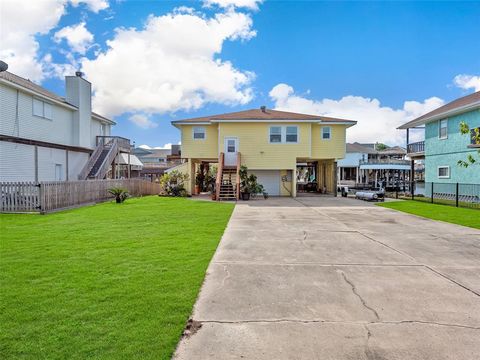 A home in Tiki Island