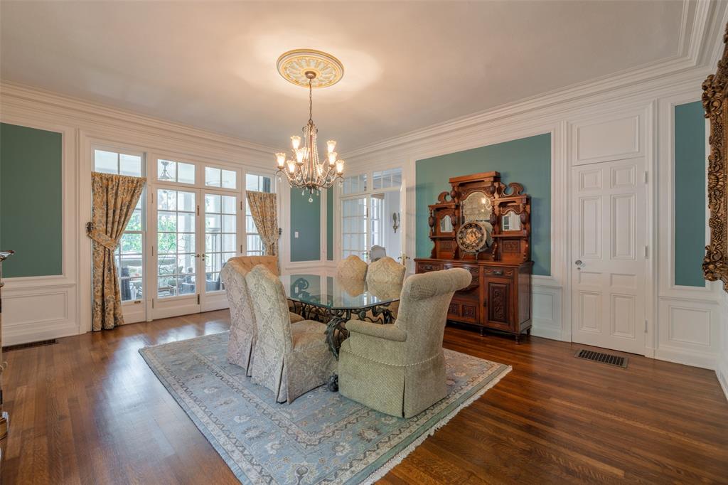 Galveston, Texas 77550, United States, 4 Bedrooms Bedrooms, ,5 BathroomsBathrooms,Residential,Pending,62331