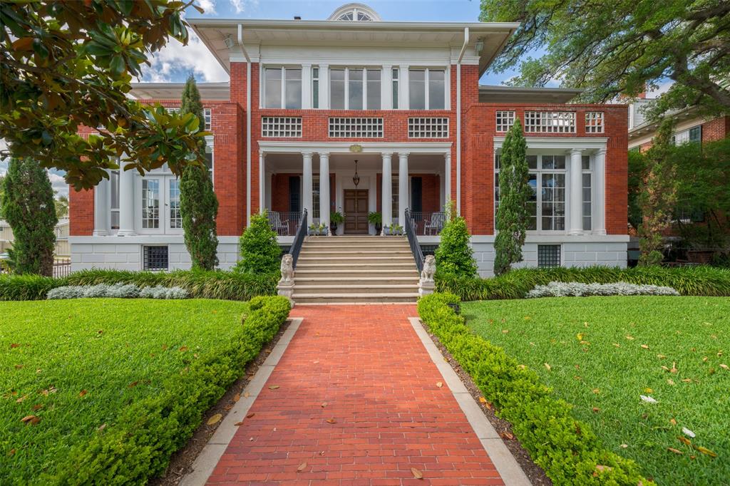 Galveston, Texas 77550, United States, 4 Bedrooms Bedrooms, ,5 BathroomsBathrooms,Residential,Pending,62331