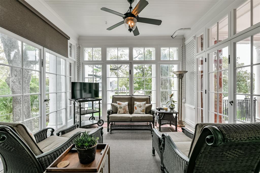 Galveston, Texas 77550, United States, 4 Bedrooms Bedrooms, ,5 BathroomsBathrooms,Residential,Pending,62331