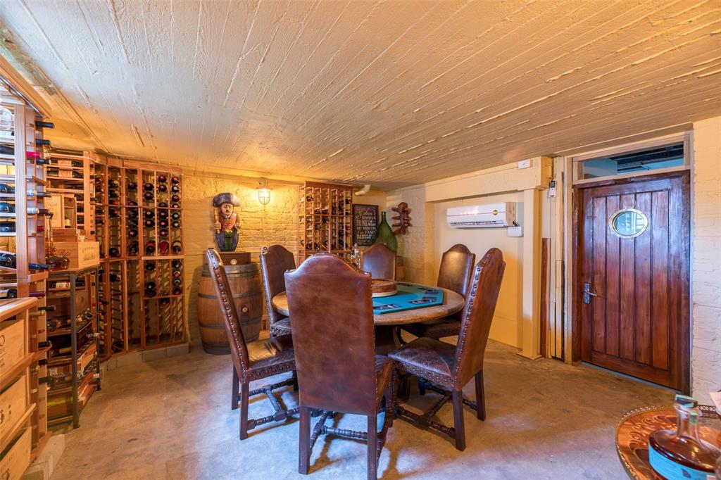 Galveston, Texas 77550, United States, 4 Bedrooms Bedrooms, ,5 BathroomsBathrooms,Residential,Pending,62331