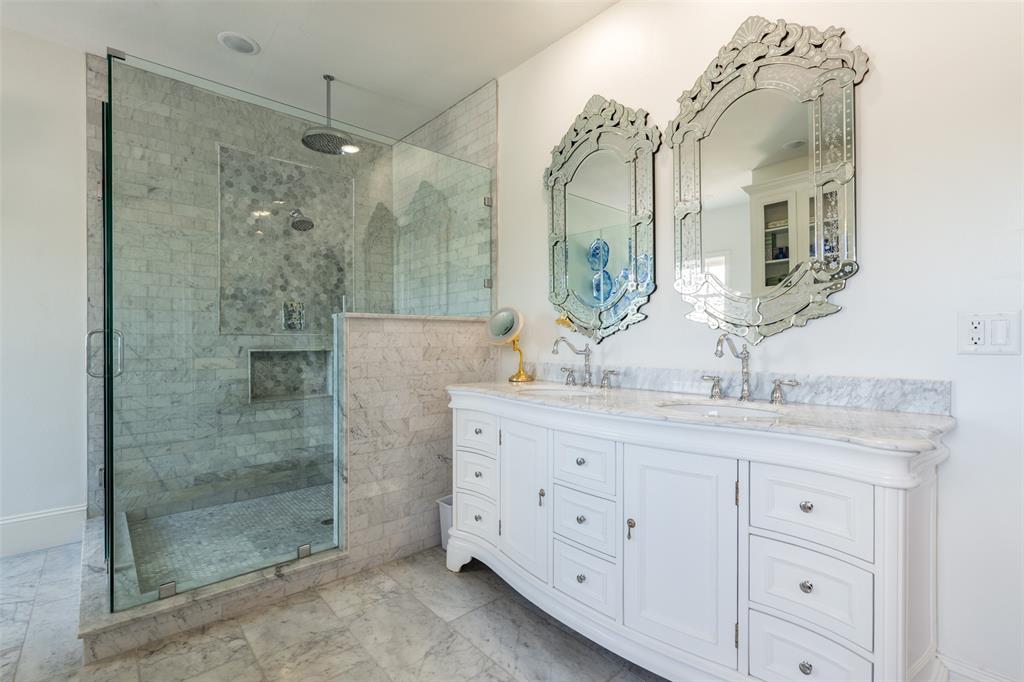 Galveston, Texas 77550, United States, 4 Bedrooms Bedrooms, ,5 BathroomsBathrooms,Residential,Pending,62331