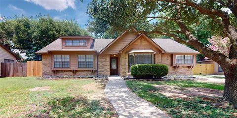 Single Family Residence in Houston TX 15734 Lakedale Drive.jpg