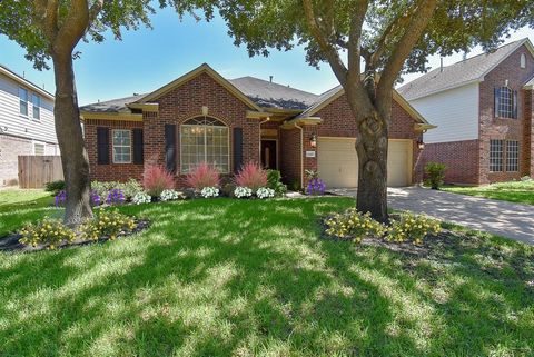 Single Family Residence in Cypress TX 15410 Wild Timber Trail.jpg