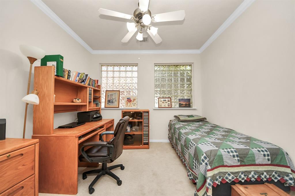 1316 Varese Drive, Pearland, Texas image 32