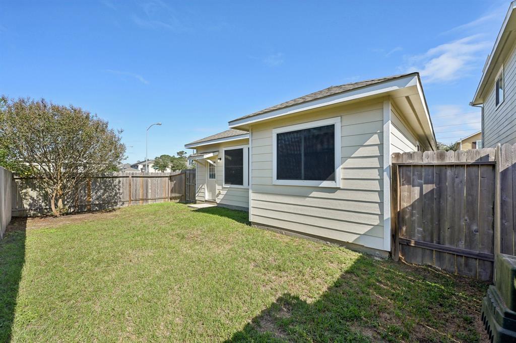 3919 Mossy Spring Lane, Spring, Texas image 30