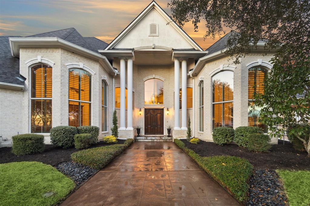 7843 Lakebrook Drive