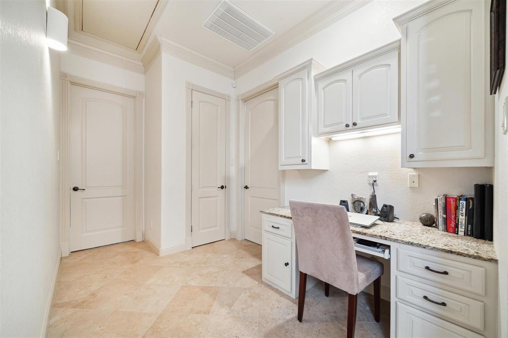 7843 Lakebrook Drive, Missouri City, Texas image 28