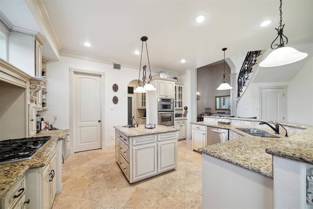 7843 Lakebrook Drive, Missouri City, Texas image 14