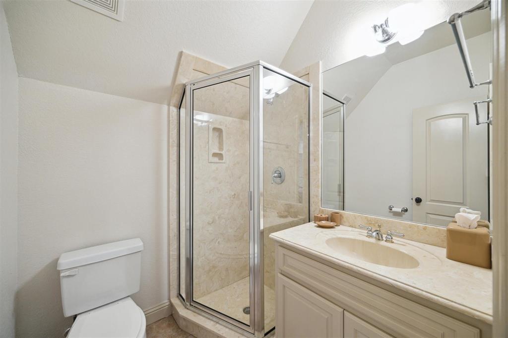 7843 Lakebrook Drive, Missouri City, Texas image 23