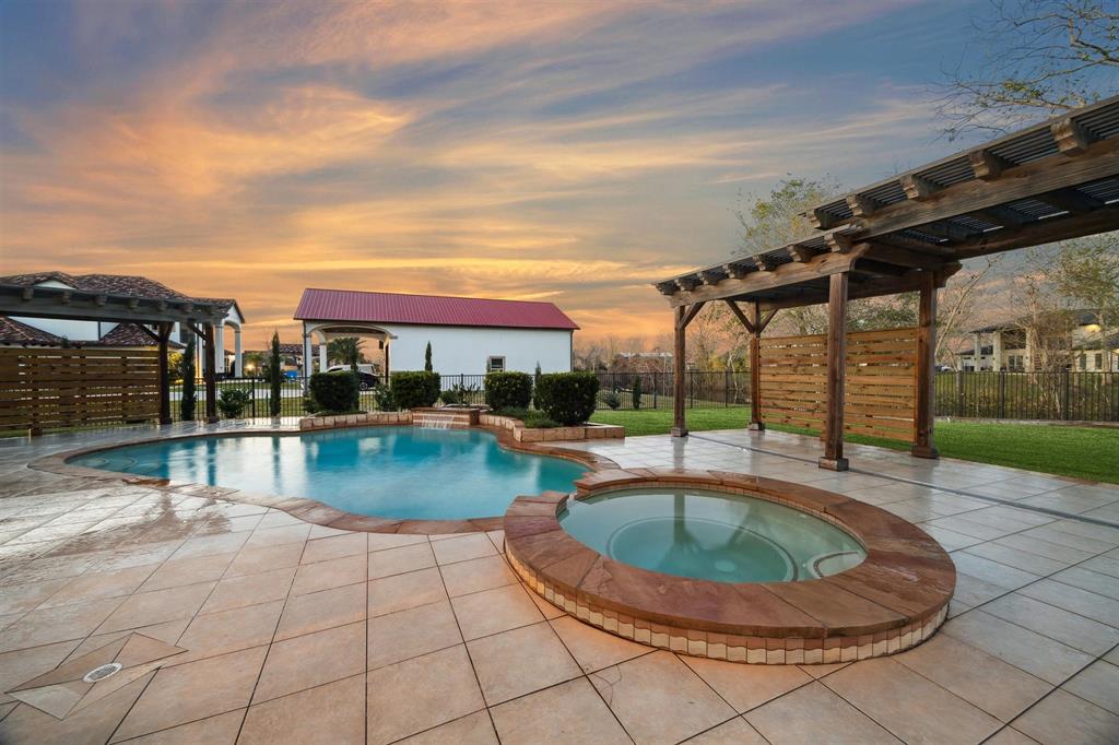 7843 Lakebrook Drive, Missouri City, Texas image 33