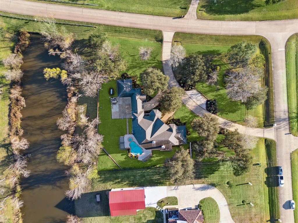 7843 Lakebrook Drive, Missouri City, Texas image 39