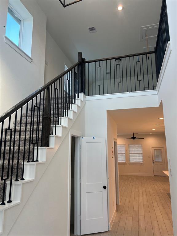 2238 Garden Arbor