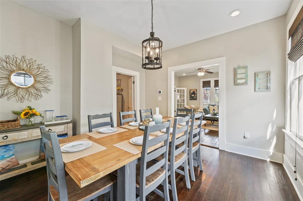 2917 Avenue Q, Galveston, Texas image 16