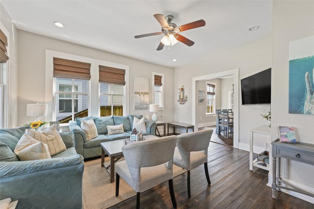 2917 Avenue Q, Galveston, Texas image 14