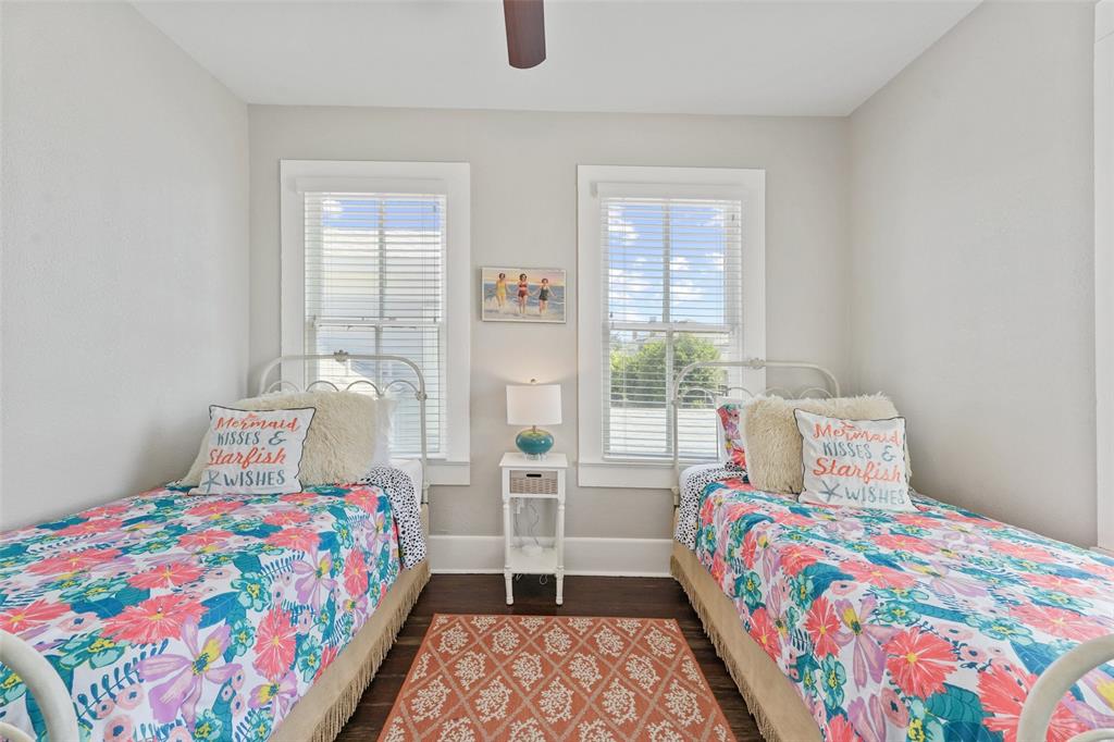 2917 Avenue Q, Galveston, Texas image 26