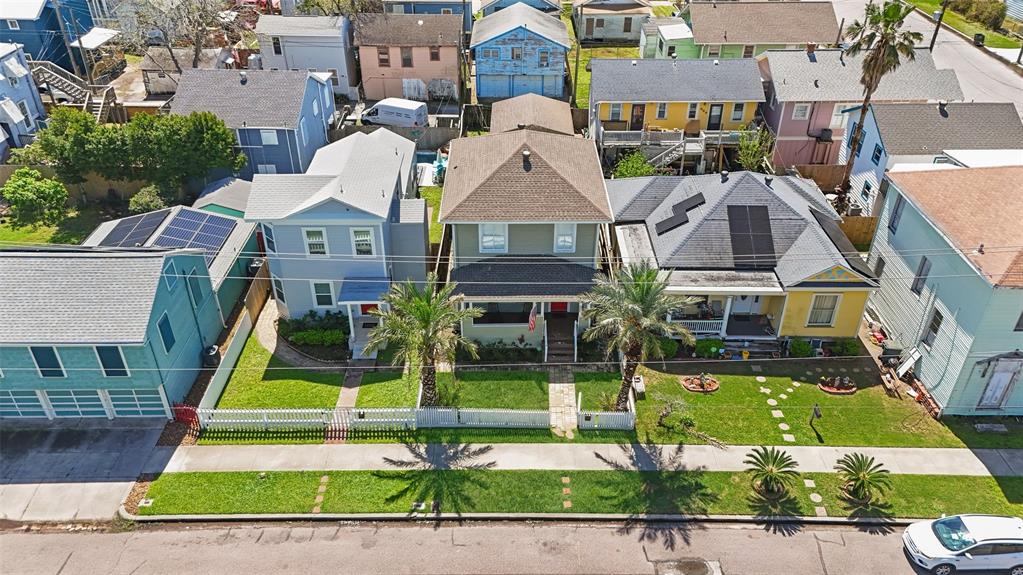 2917 Avenue Q, Galveston, Texas image 4