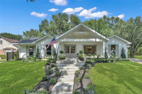 10090 Valley Drive S Willis TX 77318