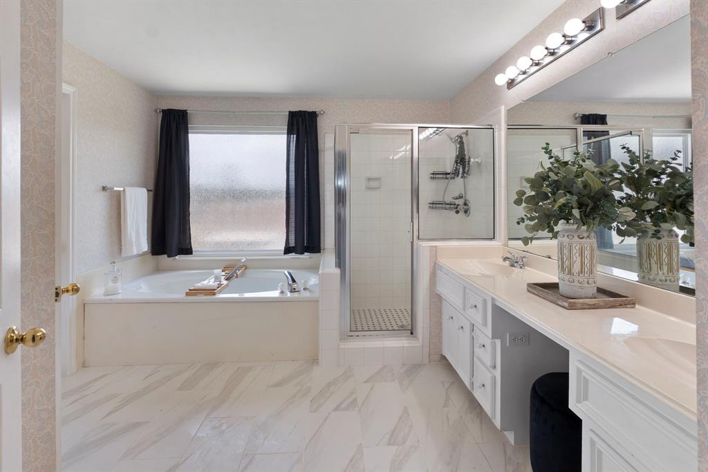 19003 Cloyanna Lane, Humble, Texas image 39
