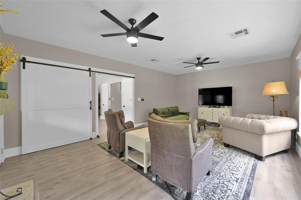 31235 Edgewater Drive, Magnolia, Texas image 10