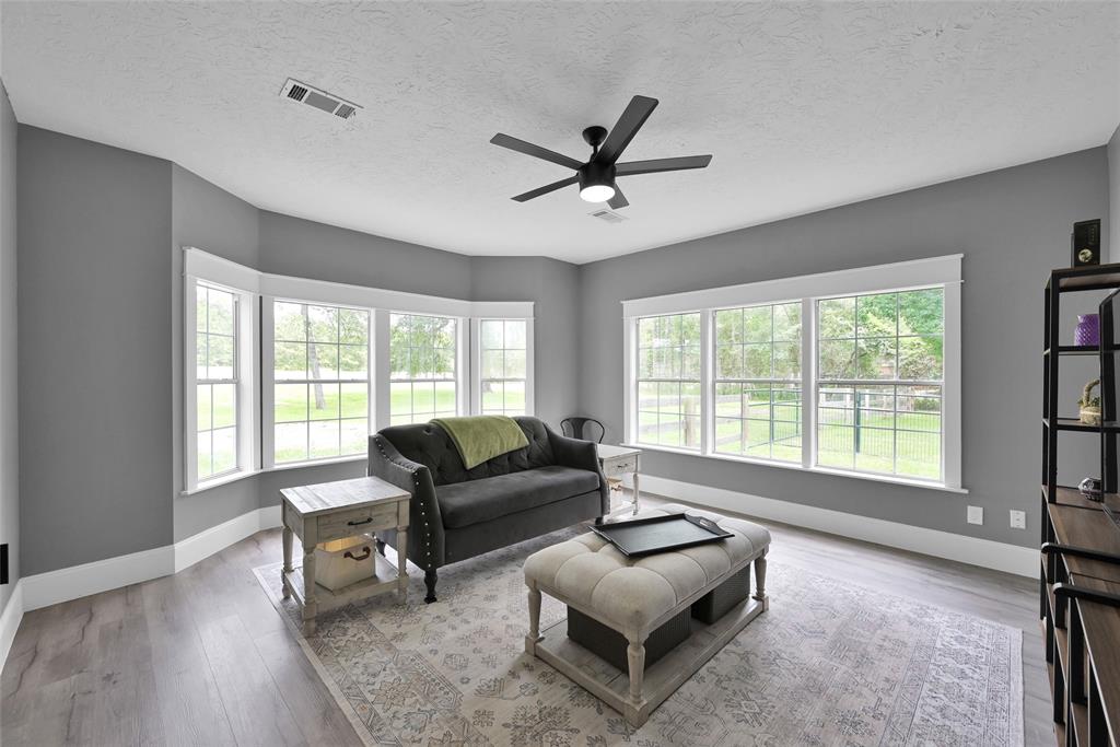 31235 Edgewater Drive, Magnolia, Texas image 17