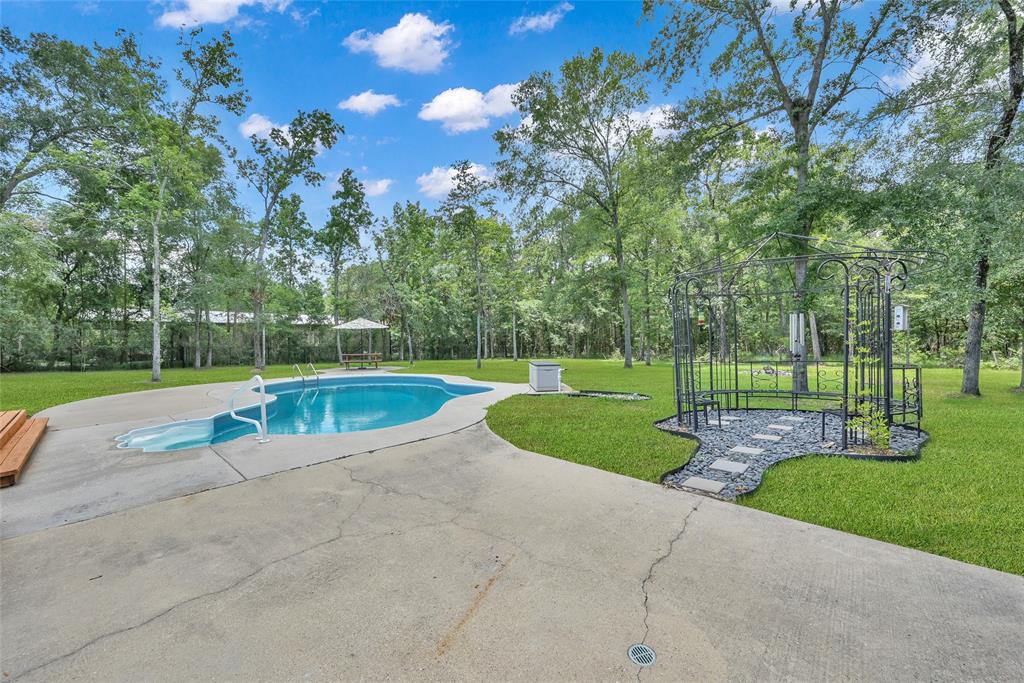 31235 Edgewater Drive, Magnolia, Texas image 42