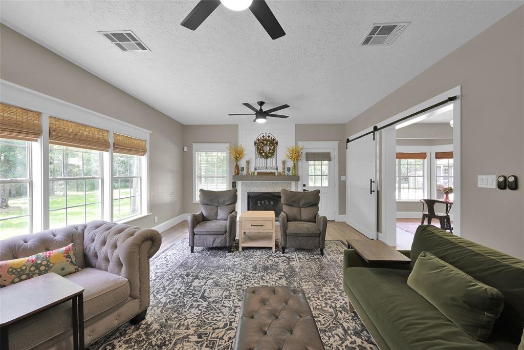 31235 Edgewater Drive, Magnolia, Texas image 11