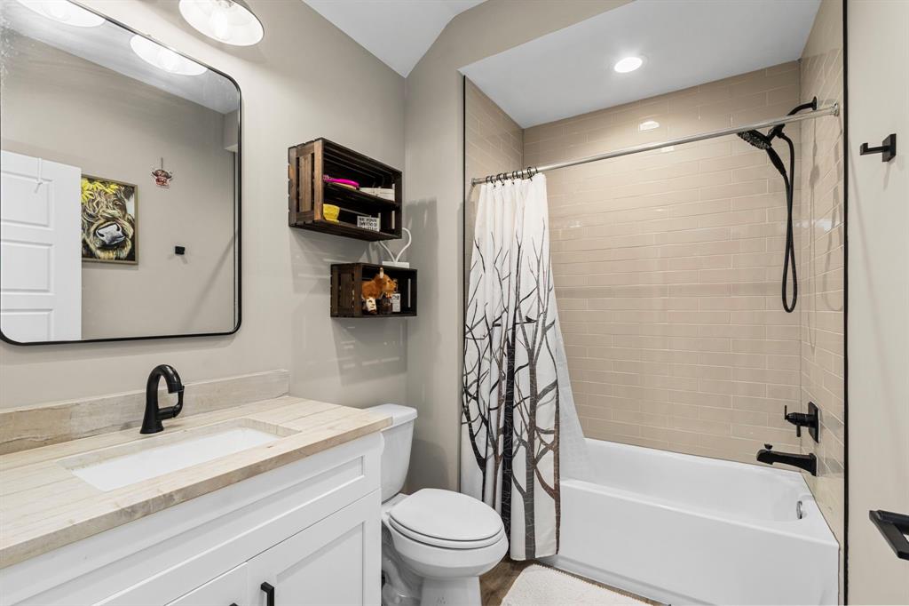 110 Quiet Springs Trail, Willis, Texas image 33