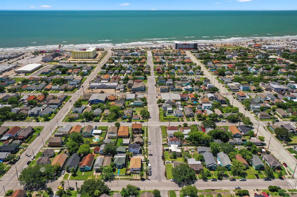 2310 42nd Street, Galveston, Texas image 23