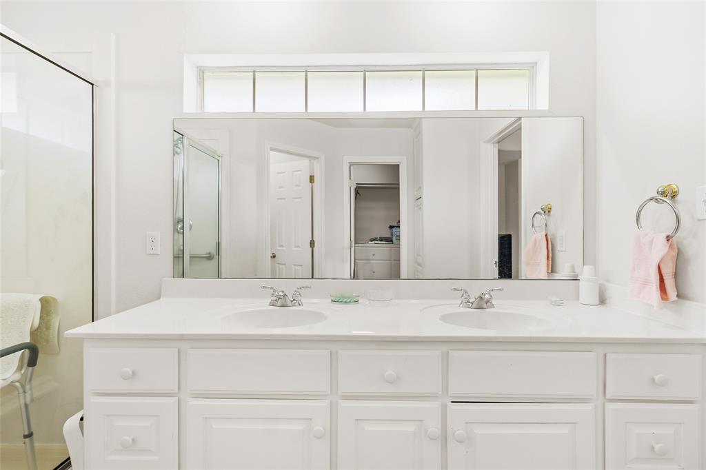 10318 Valley Drive, Willis, Texas image 16