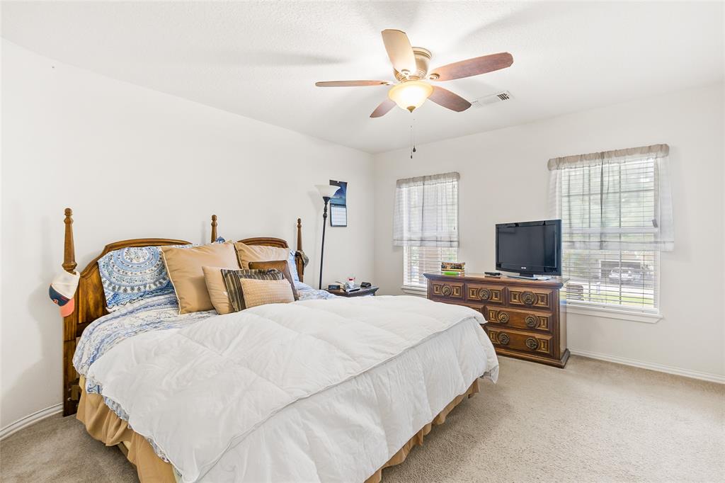 10318 Valley Drive, Willis, Texas image 11