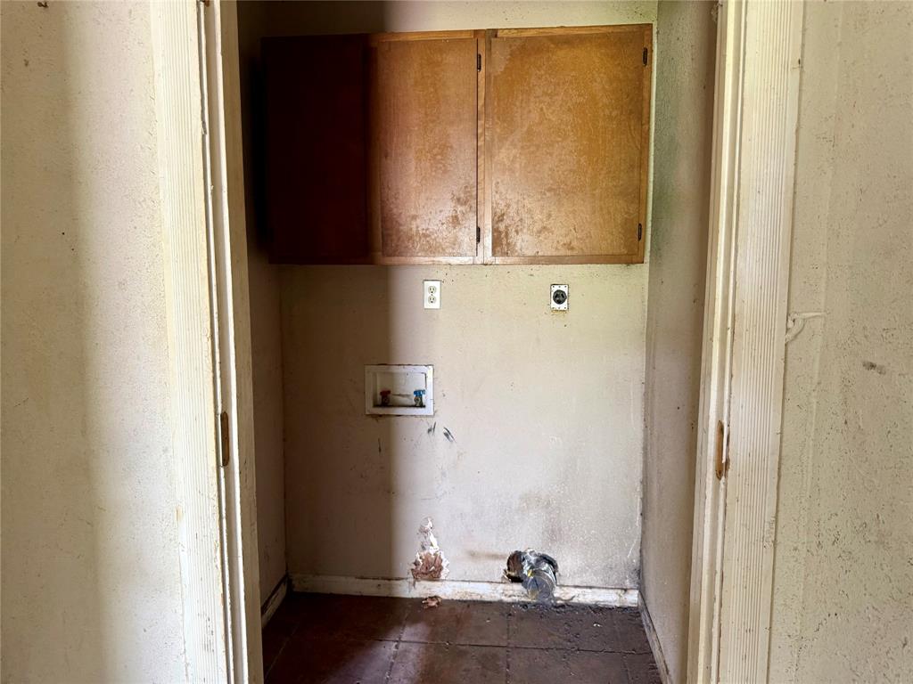 1228 Bayou Shore Drive, Galveston, Texas image 7