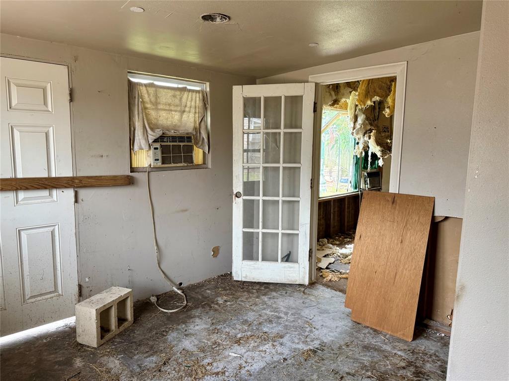 1228 Bayou Shore Drive, Galveston, Texas image 15