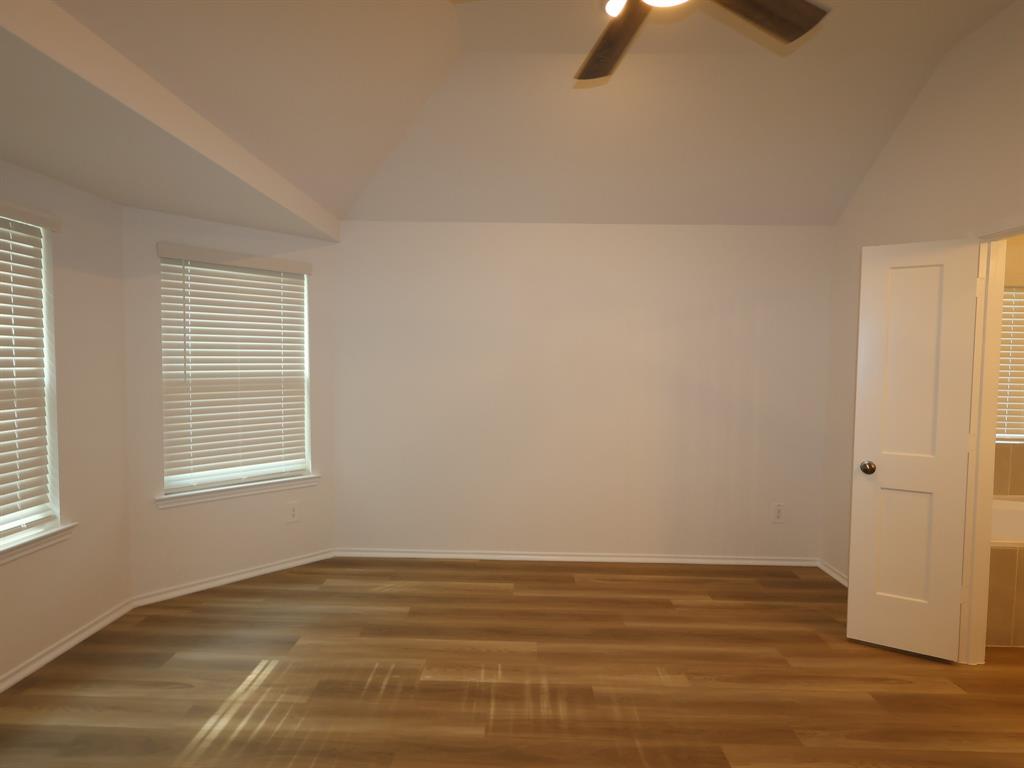 17154 Quaking Aspen Lane, New Caney, Texas image 9