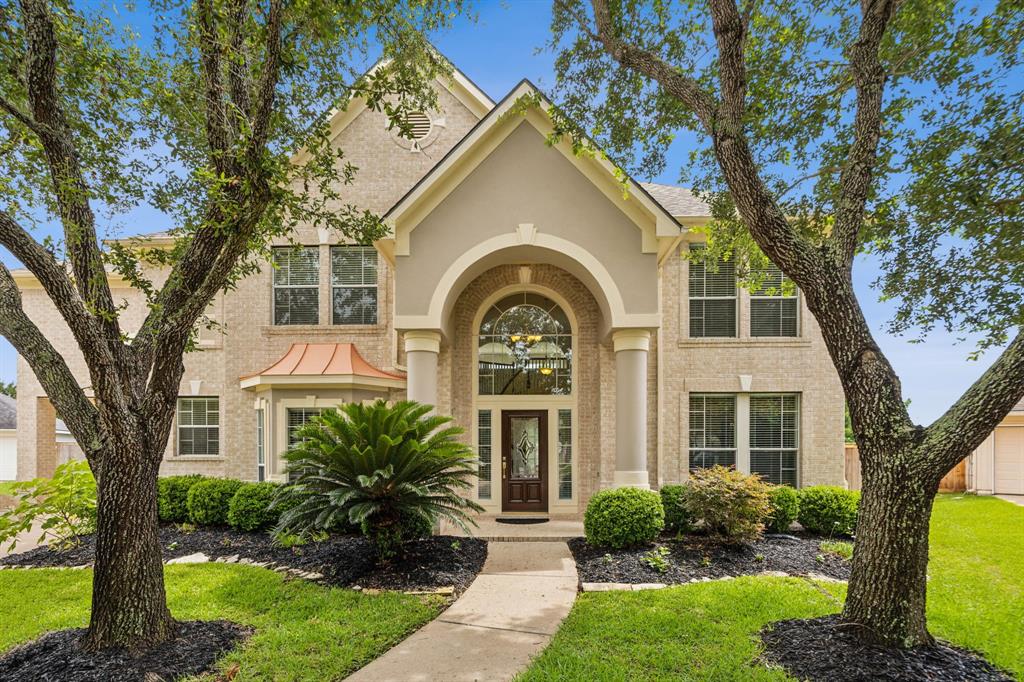 5539 Emerald Pointe Court, Sugar Land, Texas image 1
