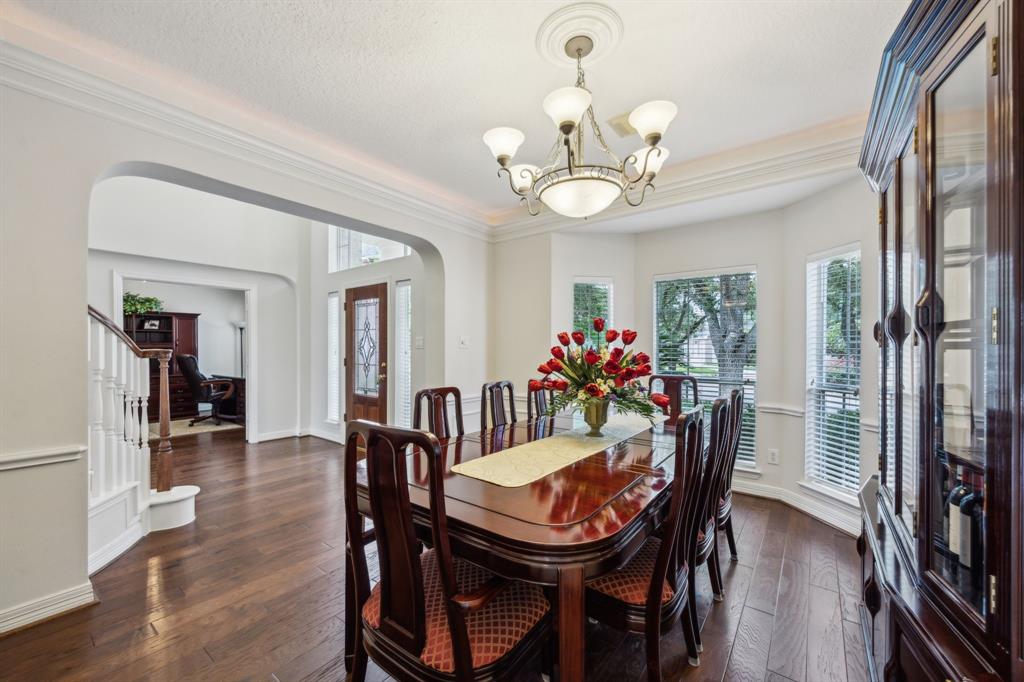 5539 Emerald Pointe Court, Sugar Land, Texas image 6