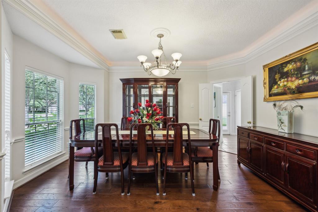 5539 Emerald Pointe Court, Sugar Land, Texas image 5