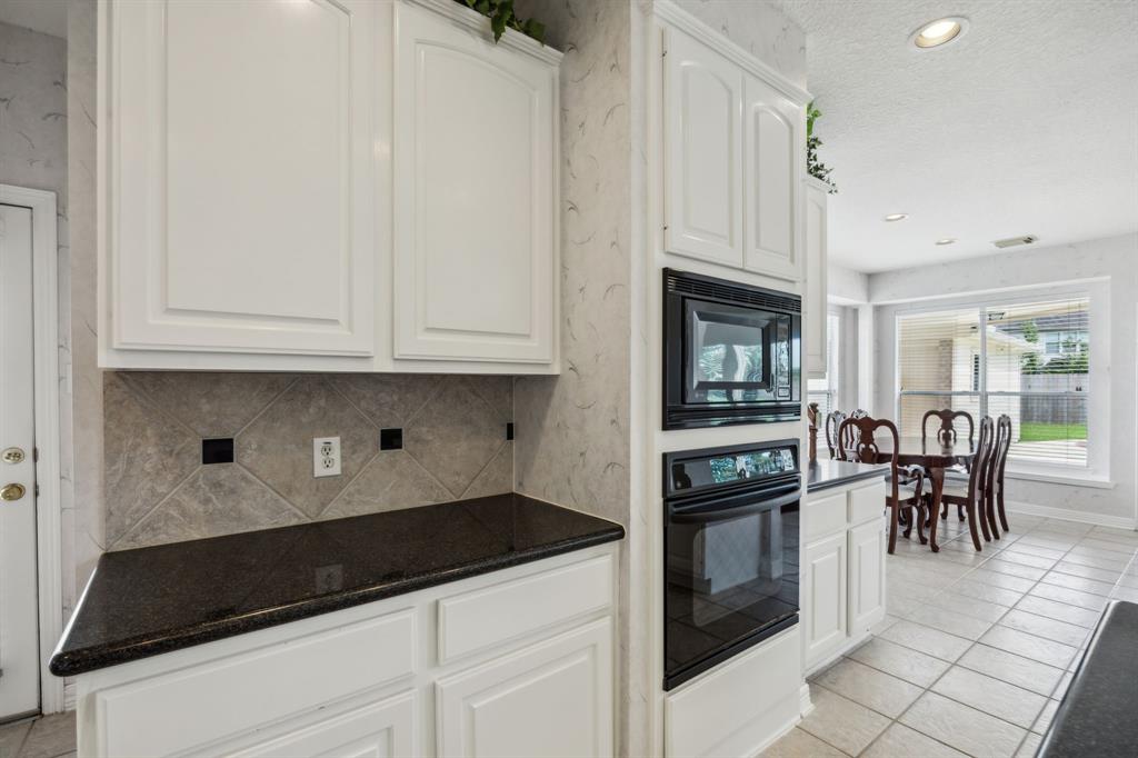 5539 Emerald Pointe Court, Sugar Land, Texas image 16
