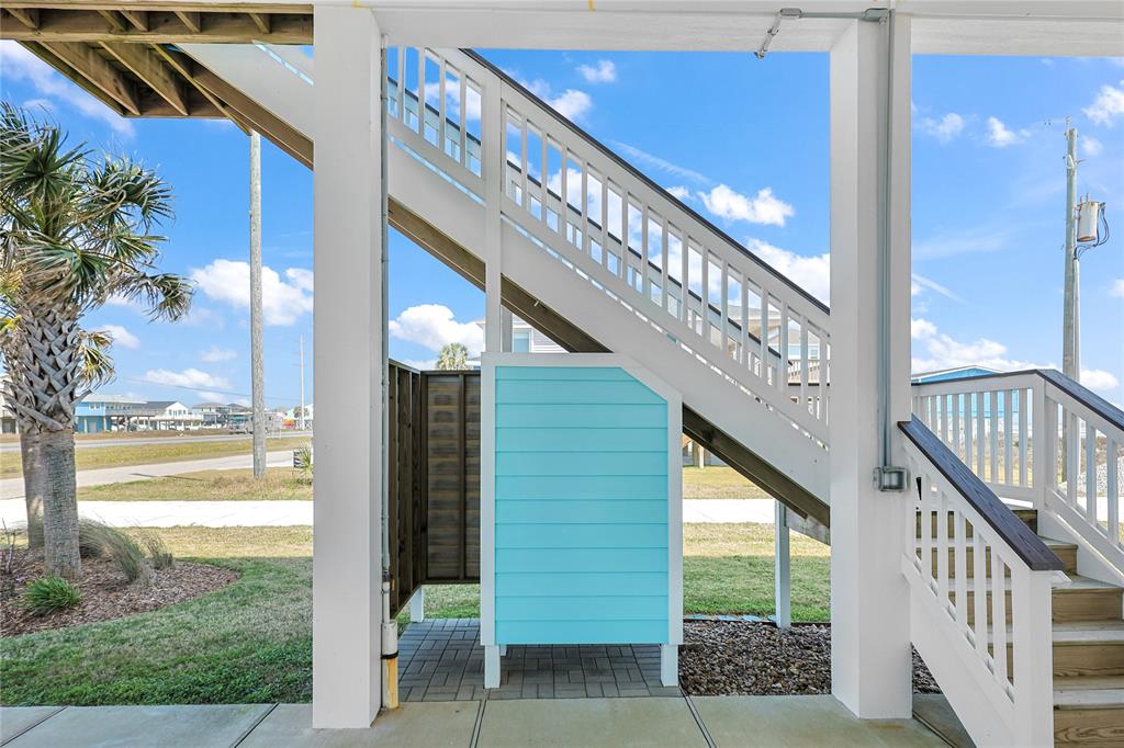 23125 Gulf Drive, Galveston, Texas image 11