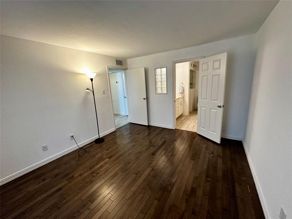 3025 Walnut Bend Lane #24, Houston, Texas image 19