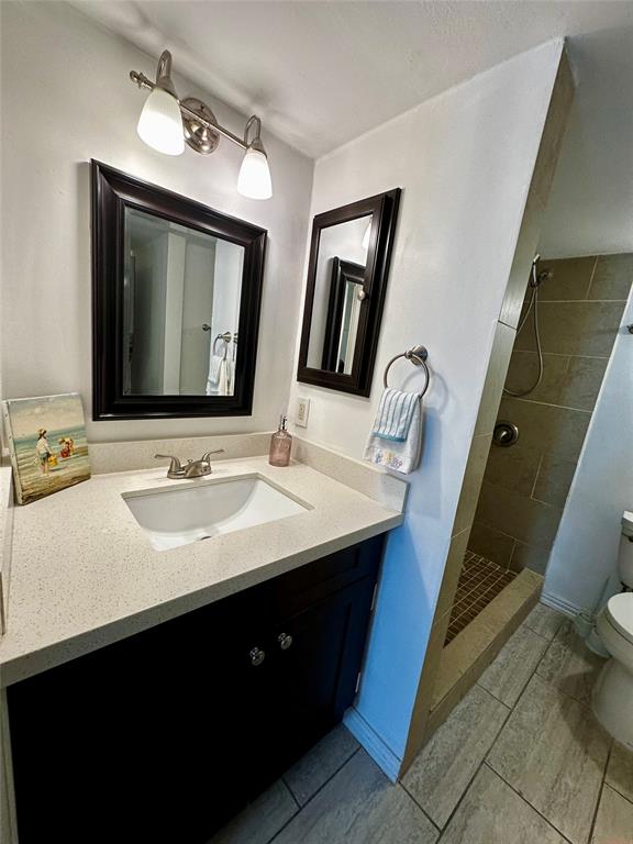 3025 Walnut Bend Lane #24, Houston, Texas image 27