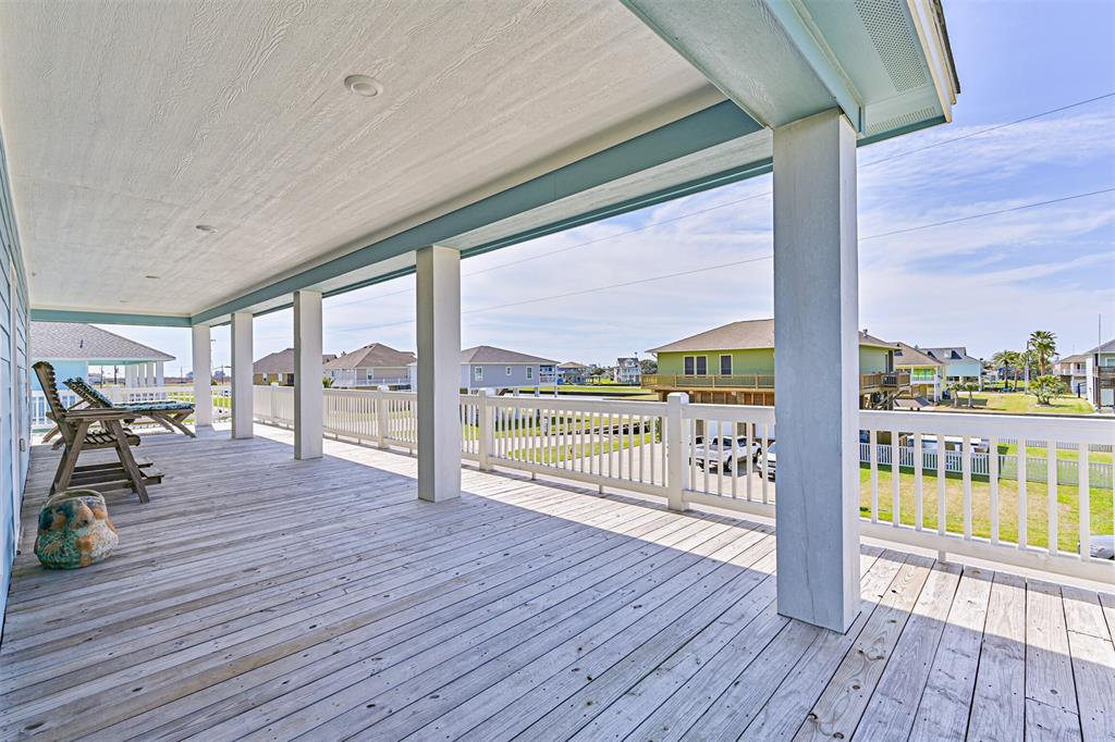 1100 Lagoon Drive, Crystal Beach, Texas image 28